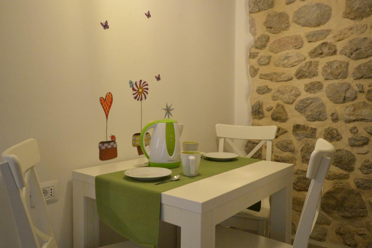 Apartments And Rooms Oliva Cres Exterior foto