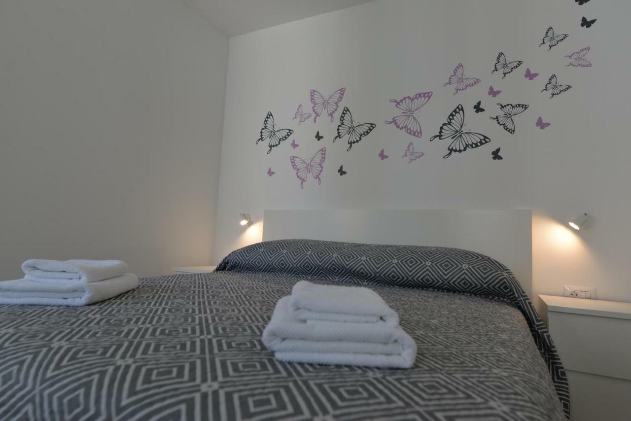 Apartments And Rooms Oliva Cres Exterior foto